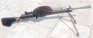 300px-Machine_gun_DP_MON.jpg